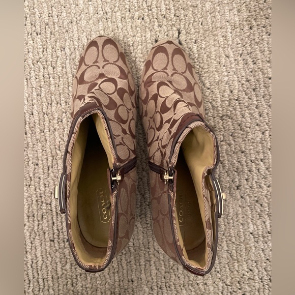 Coach Bennet 11M Heeled Booties Logo - Picture 2 of 6